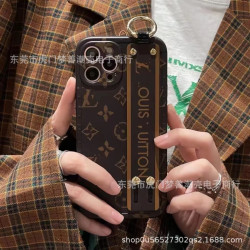 潮牌手腕手機殼適用iPhone 15Promax全包軟殼高檔輕奢款14pro女13