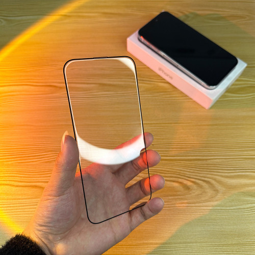 適用蘋果15Pro電鍍300C大弧邊鋼化膜iphone17 14 16E高清防塵貼膜