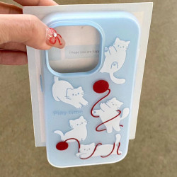 ins創意小衆可愛玩毛球的小貓適用iPhone15promax手機殼蘋果14p16