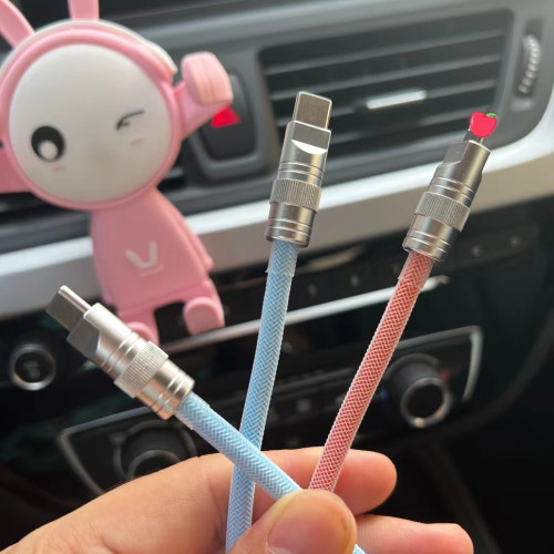適用理想特斯拉ModelY/3漁網編織線彎頭車用一拖二手機數據充電線