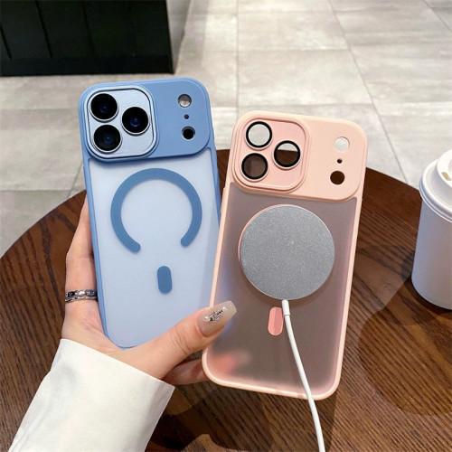 適用IPHONE17pro磨砂雅盾磁吸手機殼蘋果16簡約i15全包防摔保護套