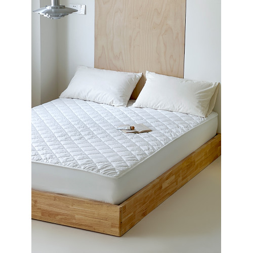 In the Ear Fall and Winter Thickened, Sanded Fabric Waterproof Antifouling Fitted Sheet 1.5/1.8M Minimalist Quilted Quilted Mattress Protective Pad