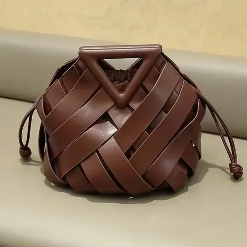 bag鏤空菜籃子女包小衆設計氣質高級時尚倒三角手提編織包包