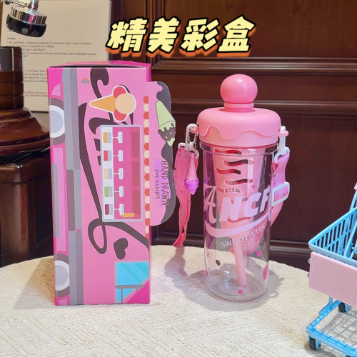 大容量可攜式背帶塑膠杯高顔值女生斜背吸琯杯子學生冰淇淋太空水壺