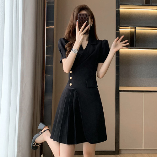 法式小香風白色連衣裙夏季女裝裙子新款夏氣質顯瘦百褶西裝裙女