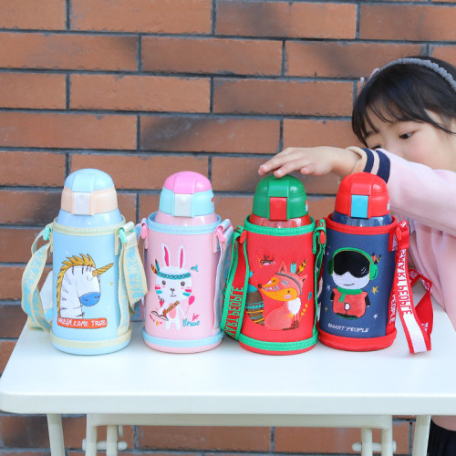 小憨鼠兒童水杯子套水壺袋帶提繩背帶斜背保護套隔熱套保溫杯套 小憨鼠兒童水杯子套水壺袋帶提繩背帶斜背保護套隔熱套保溫杯套