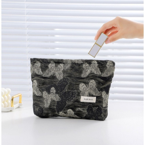 新款國風金絲蝴蝶日常搭配化妝包大容量高級感護膚品收納包手拿包 新款國風金絲蝴蝶日常搭配化妝包大容量高級感護膚品收納包手拿包