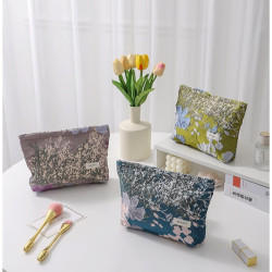 新款清新金絲提花大容量高級感化妝包隨身可攜式口紅收納包洗漱包