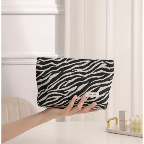 簡約復古提花豹紋化妝包大容量高級感隨身物品收納包手拿包零錢包 簡約復古提花豹紋化妝包大容量高級感隨身物品收納包手拿包零錢包