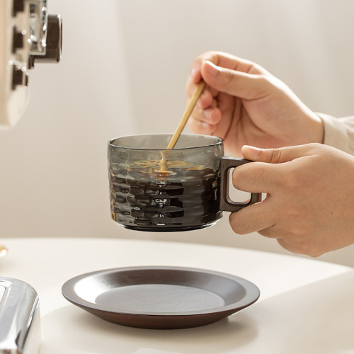 東洋佐佐木鎚紋玻璃杯日式家用杯子胡桃木咖啡杯碟耐高溫耐熱水杯 東洋佐佐木鎚紋玻璃杯日式家用杯子胡桃木咖啡杯碟耐高溫耐熱水杯