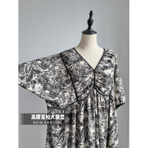 V領寬松天絲連衣裙 度假風大碼長裙子重磅高腰氣質中長款印花袍子