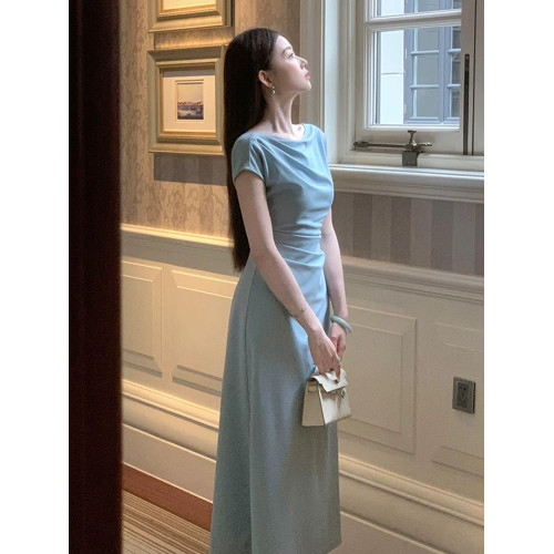 法式藍色露肩後媽連衣裙輕奢高級感女裝夏季2025新款巨好看長裙子