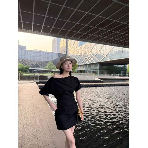 法式斜肩兩穿短款連衣裙女2025夏季新款設計感不規則氣質收腰長裙