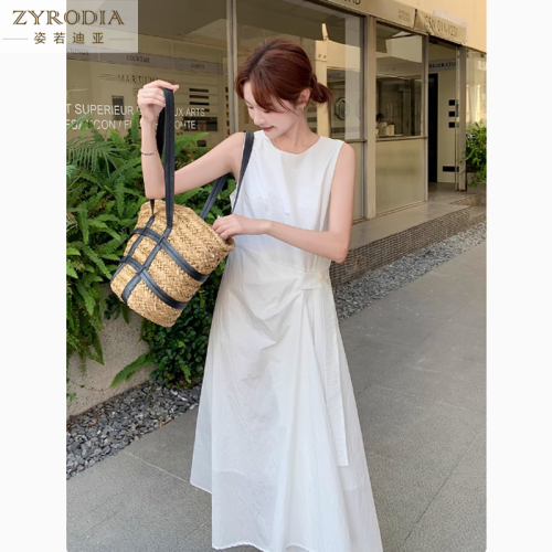 ZYRODIA 白色連衣裙女夏季2025年新款設計感收腰飄帶無袖背心裙子