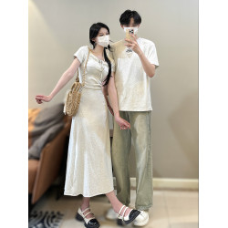 同色系情侶裝夏裝一衣一裙高級感燕麥灰女長裙男T恤2024新款夏季