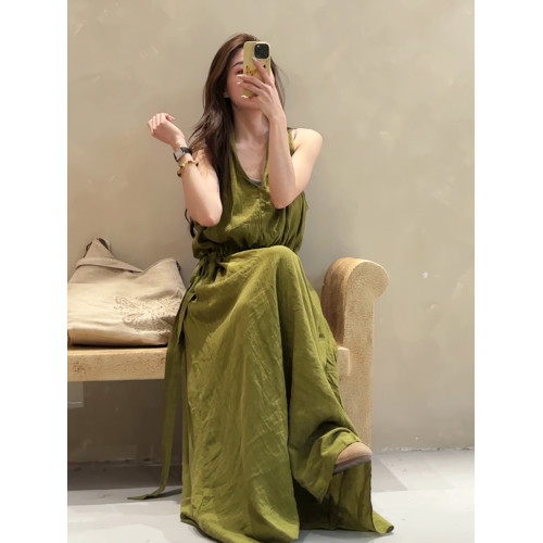 復古V領苧麻吊帶連衣裙女夏2025收腰亞麻裙松弛感休閒裙顯瘦長裙