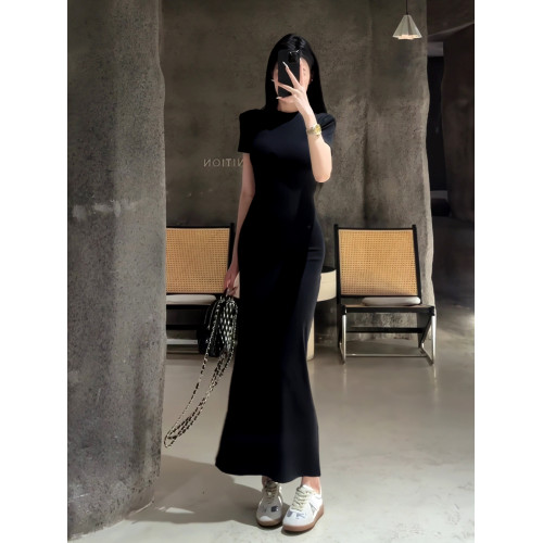黑色短袖連衣裙女夏季2025新款高級感彈力收腰顯瘦小個子包臀長裙