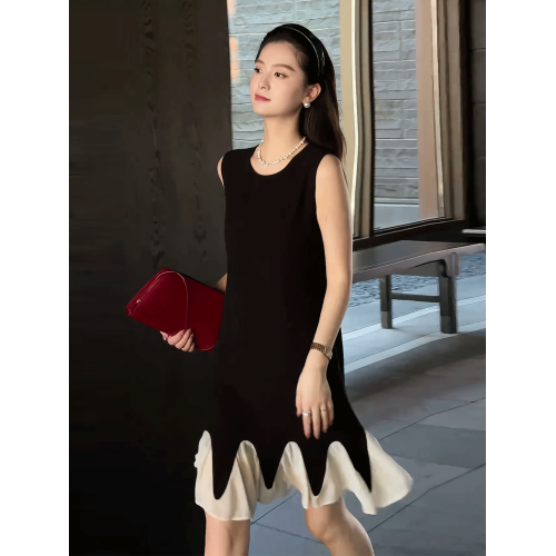 法式赫本風拼接無袖背心連衣裙女2025夏季新款輕奢高級感顯瘦短裙