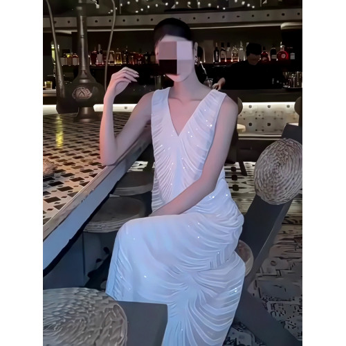 法式V領亮片長款背心連衣裙女2025新款爆款馬甲裙松弛感氣質長裙