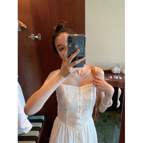 法式苧麻蕾絲重工刺綉白色吊帶連衣裙女度假風仙女開叉無袖小白裙
