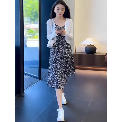 吊帶碎花連衣裙女2025年夏季薄款長袖防曬開衫時尚減齡兩件套裙子