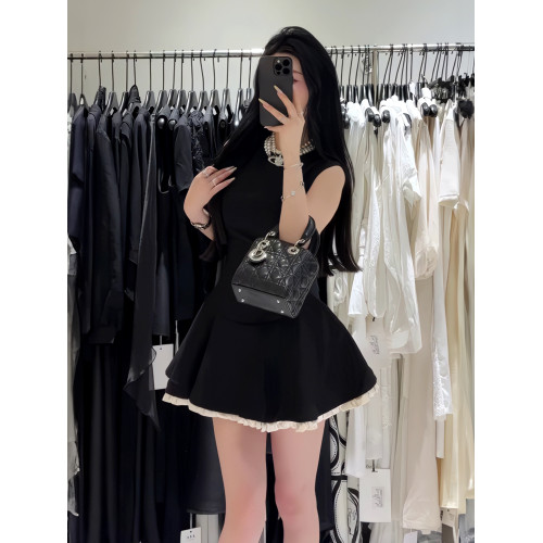 法式千金風黑色無袖背心連衣裙子女氣質收腰內搭小個子蓬蓬裙