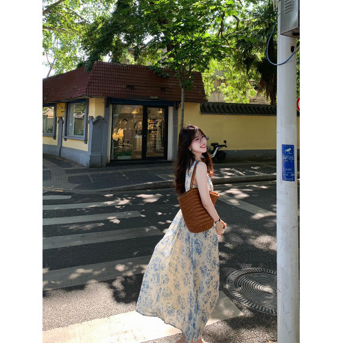 法式田園風藍色碎花方領背心連衣裙女2025新款收腰長裙子