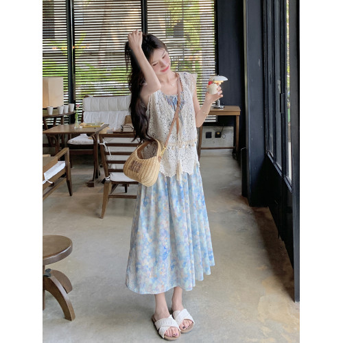 多巴胺穿搭藍色碎花連衣裙套裝女夏2025新款蕾絲罩衫度假裙兩件套