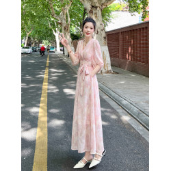 粉色碎花連衣裙女2025夏季新款小衆設計氣質收腰茶歇法式系帶裙子