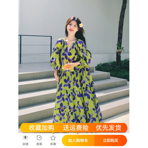 五一出遊穿搭綠色印花連衣裙女夏季2025新款度假風時尚寬松大擺裙