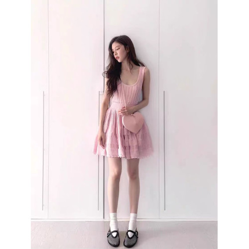 宋妍霏同款粉色無袖背心針織吊帶連衣裙女夏季2025新款小個子裙子