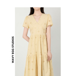 WAVY EGG波浪蛋 法式氣質V領連衣裙女夏韓系高級感收腰顯瘦茶歇裙