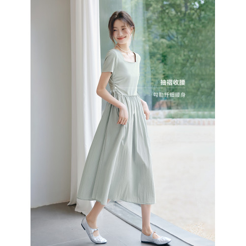 沫晗依美清新優雅長裙2025夏季新款大方領設計抽繩腰部收腰連衣裙
