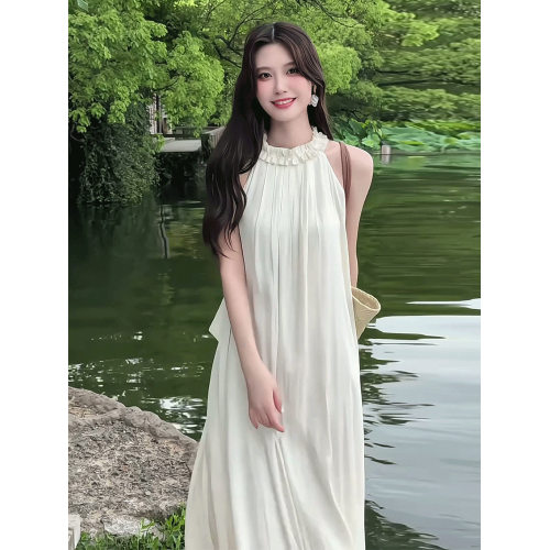 法式設計感無袖掛脖吊帶連衣裙女2025夏季新款寬松顯瘦度假風長裙