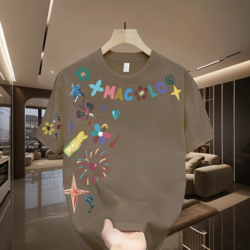 2025年夏季新款短袖男T恤美式手繪塗鴉高街休閒時尚潮流帥氣上衣 2025年夏季新款短袖男T恤美式手繪塗鴉高街休閒時尚潮流帥氣上衣