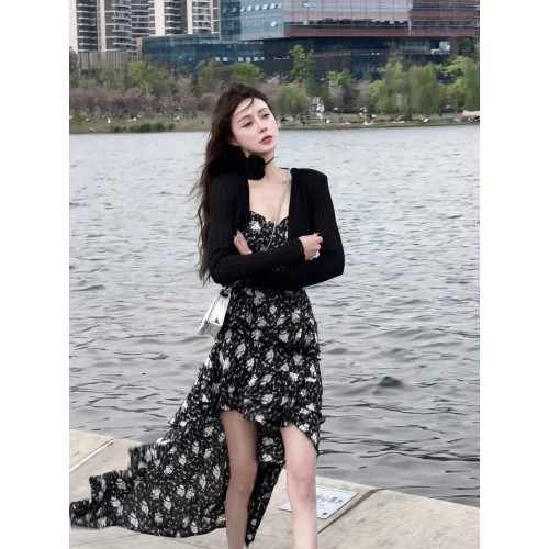 春夏碎花吊帶連衣裙法式釣系約會裙前短後長拖尾裙子不規則蛋糕裙