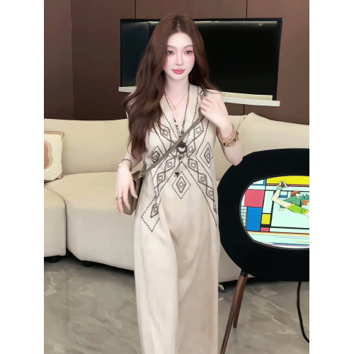 海邊度假風印花無袖連衣裙女裝2025夏季新款法式復古寬松顯瘦長裙