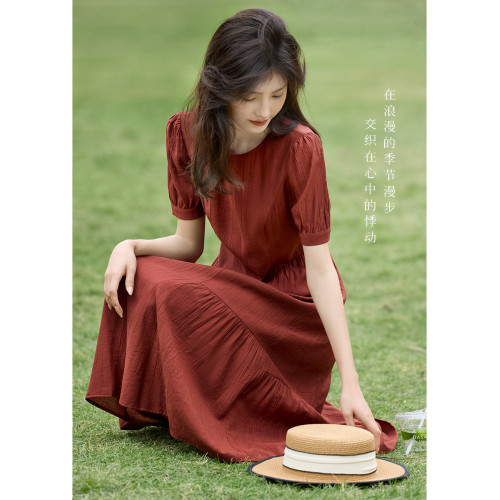 XWI訢未優雅復古赫本風抽皺拼接連衣裙女夏收腰顯瘦肌理感紅色裙