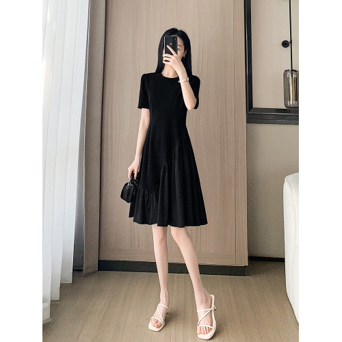小個子赫本風黑色連衣裙女夏2025新款高級感法式氣質顯瘦a字裙子