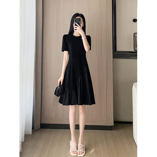 小個子赫本風黑色連衣裙女夏2025新款高級感法式氣質顯瘦a字裙子