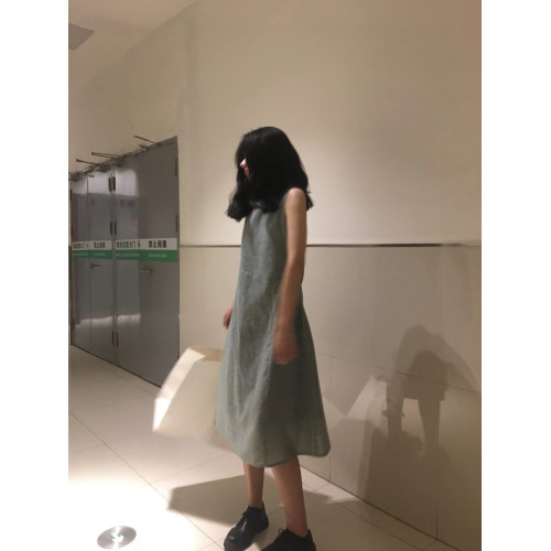 maybiubiu原創/法式復古氣質無袖中長款夏連衣裙 清冷氛圍感～