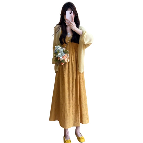 小個子黃色v領無袖吊帶連衣裙子女2025新款爆款夏季穿搭長裙套裝