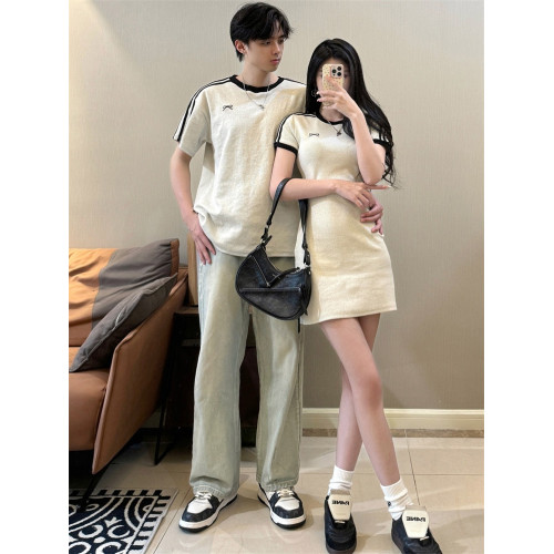 情侶裝夏裝一裙一衣設計感小衆潮牌短袖男t恤女裙子2024新款夏季