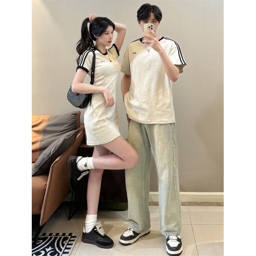 情侶裝夏裝一裙一衣設計感小衆潮牌短袖男t恤女裙子2024新款夏季