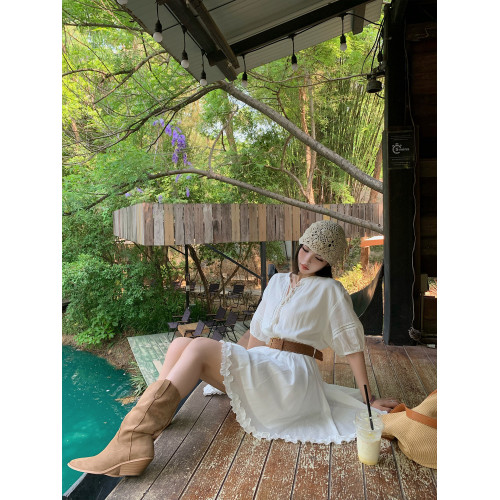 onelady 波西米亞v領系帶連衣裙女夏季新款白色收腰重工度假短裙