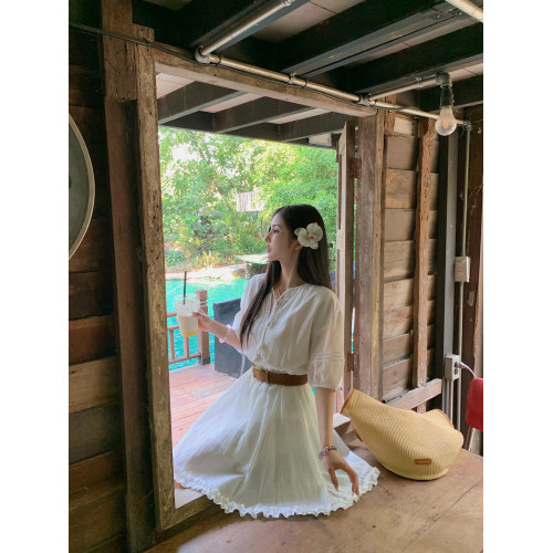 onelady 波西米亞v領系帶連衣裙女夏季新款白色收腰重工度假短裙