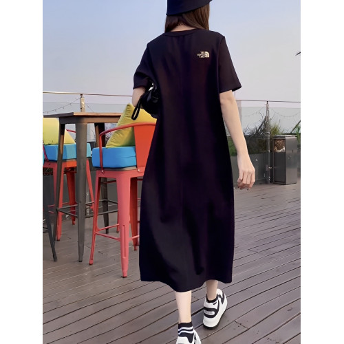 三宅褶皺純色連衣裙夏季時尚顯瘦高級感流蘇長裙彈力大碼女裝裙