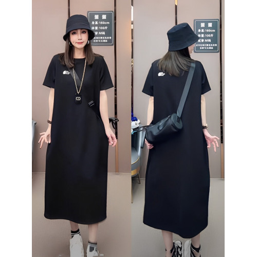 三宅褶皺純色連衣裙夏季時尚顯瘦高級感流蘇長裙彈力大碼女裝裙