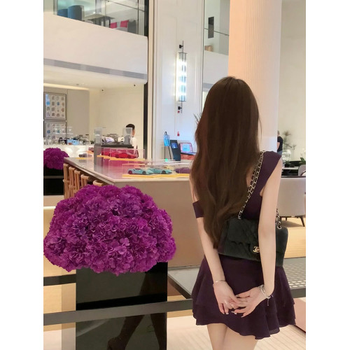 春夏2025新款純欲氣質拼接高腰顯瘦性感露肩蕩領紫色吊帶連衣裙女