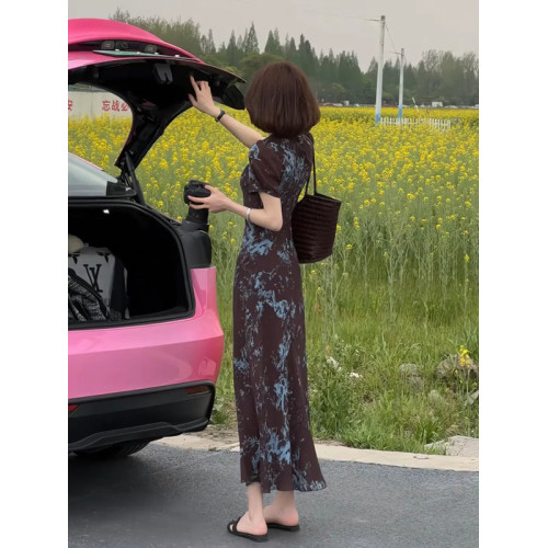 歐洲站夏季2025新款獨特漂亮掐腰裙法式氣質顯瘦高級不撞款連衣裙